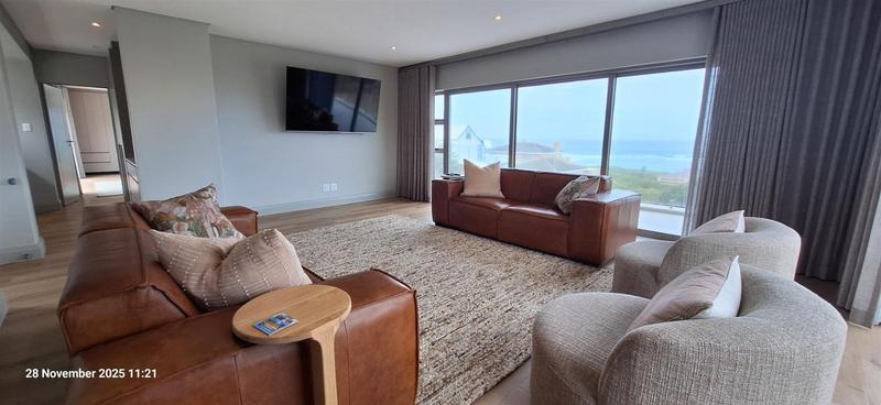 5 Bedroom Property for Sale in Outeniqua Strand Western Cape